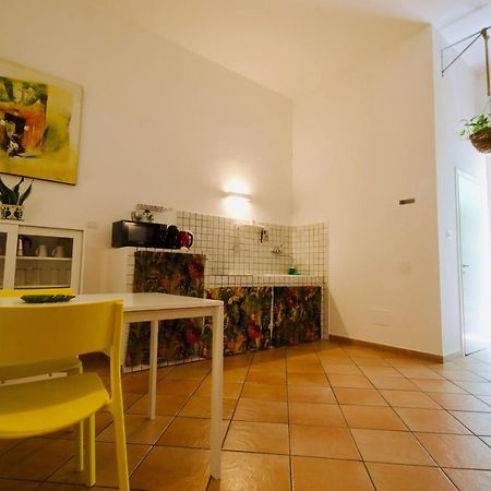 Appartement Kiwi à Latina Extérieur photo