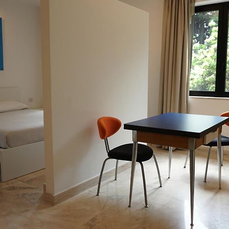 Appartement Kiwi à Latina Extérieur photo